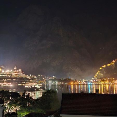 Apartment Vujosevic D&D Kotor Exteriör bild